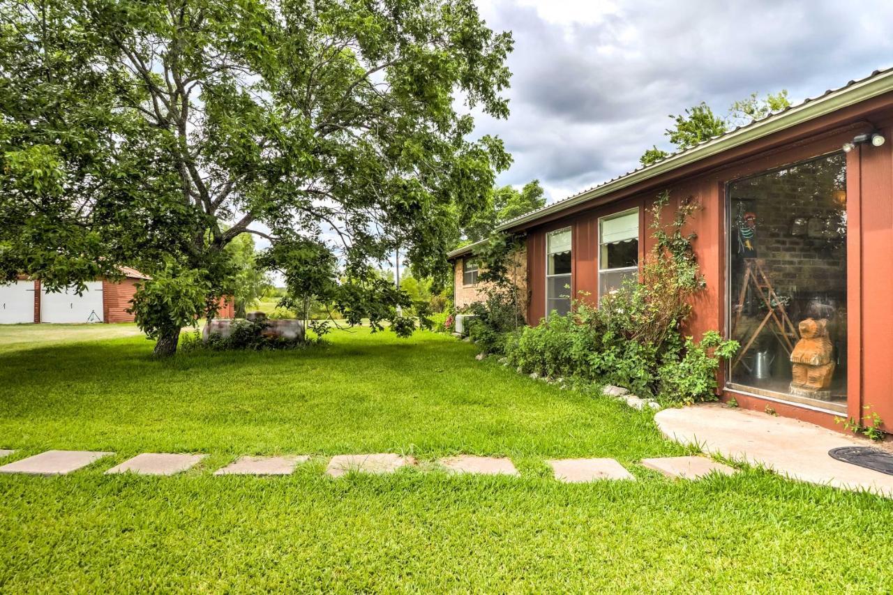 Carmine Cottage With Porch On Beautiful 60-Acre Farm Exterior photo